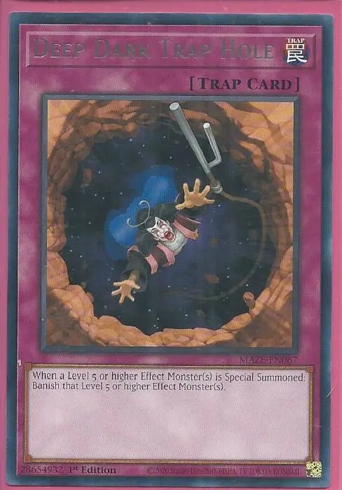 MAZE-EN067 Deep Dark Trap Hole – Rare